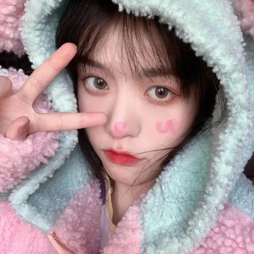 五年后，她带崽归来